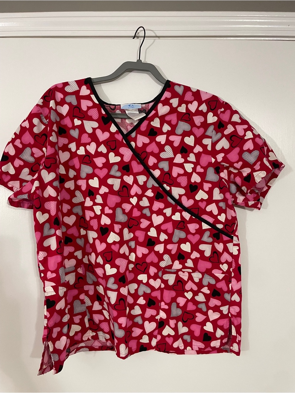 Women's Pink Heart Print V-Neck Scrub Top